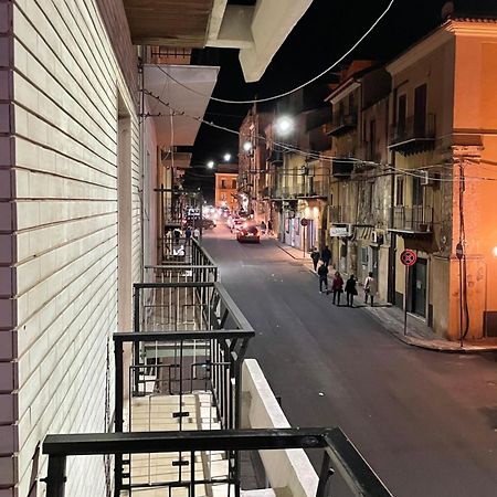 جيلا B&B Centrale المظهر الخارجي الصورة
